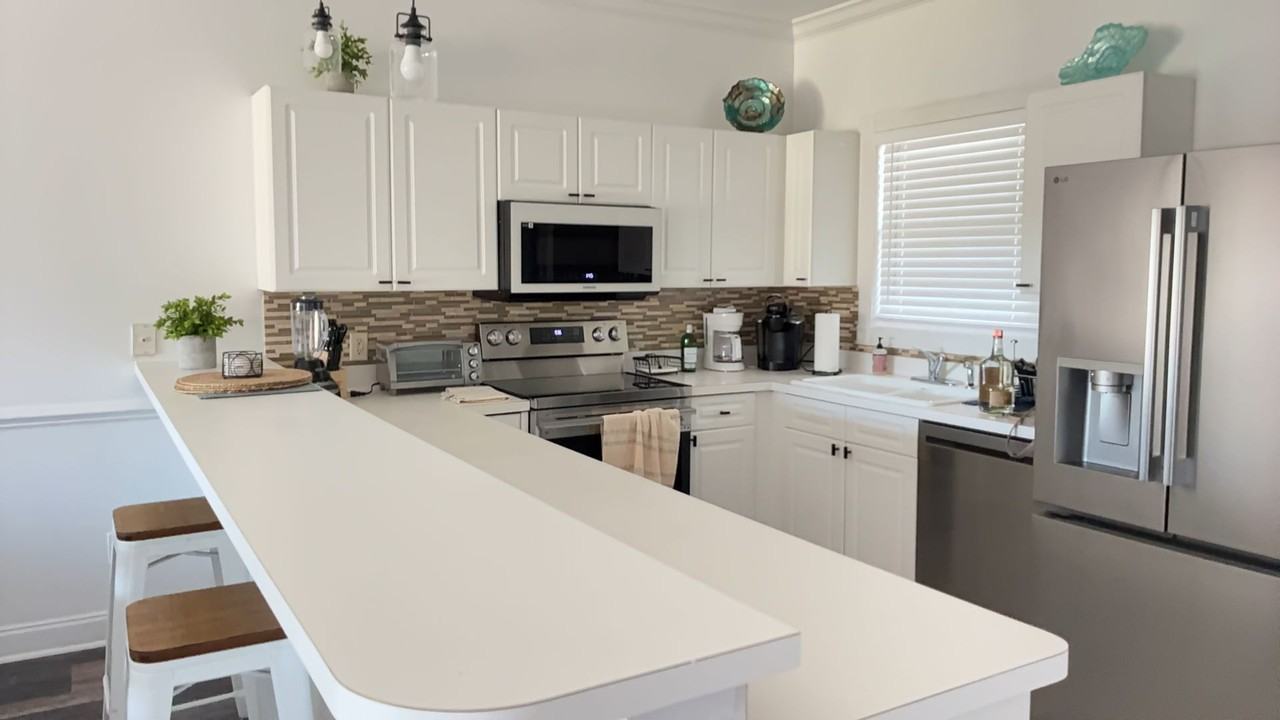 4893 Magnolia Pointe Ln - Photo 2 of 13