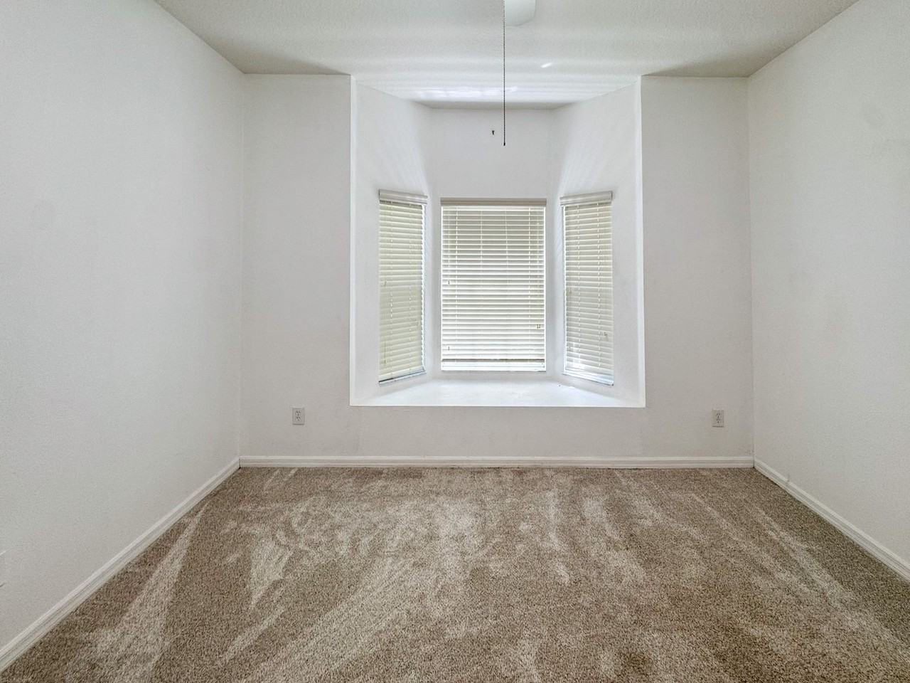1108 Longville Cir - Photo 7 of 20