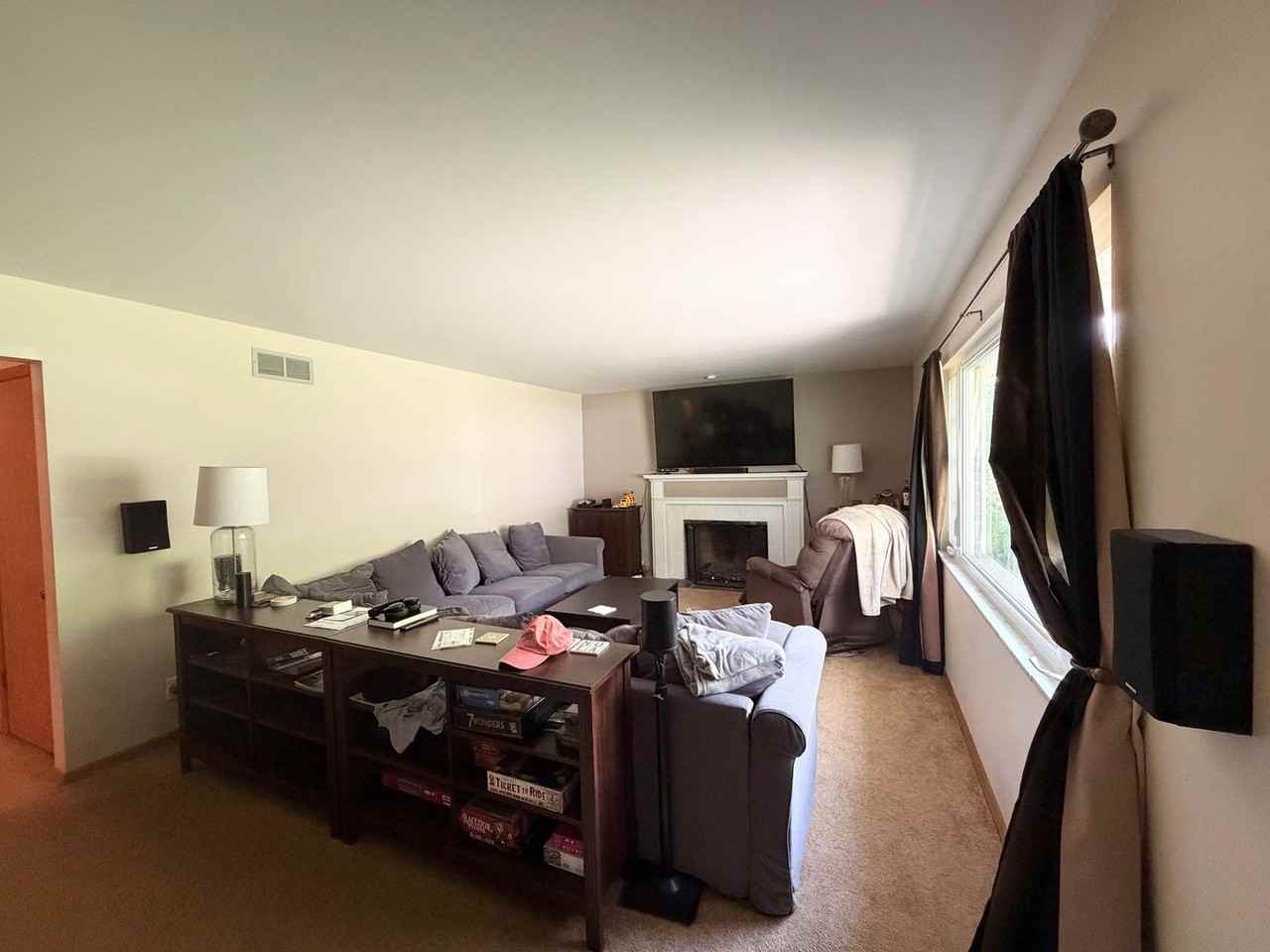 241 Croswell Rd - Photo 3 of 31