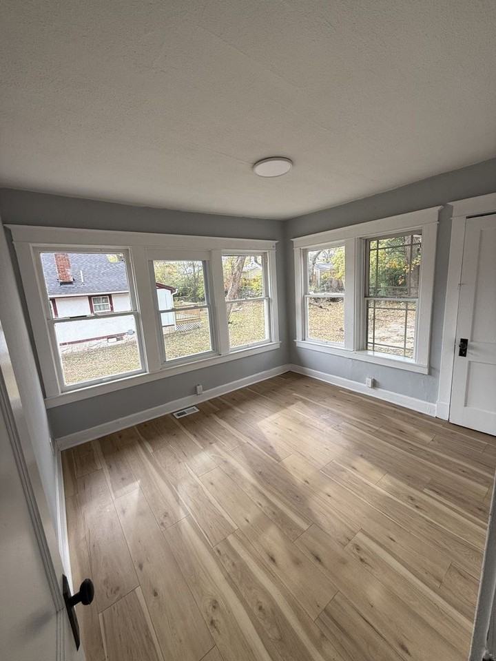3514 Bellefontaine Ave - Photo 2 of 9