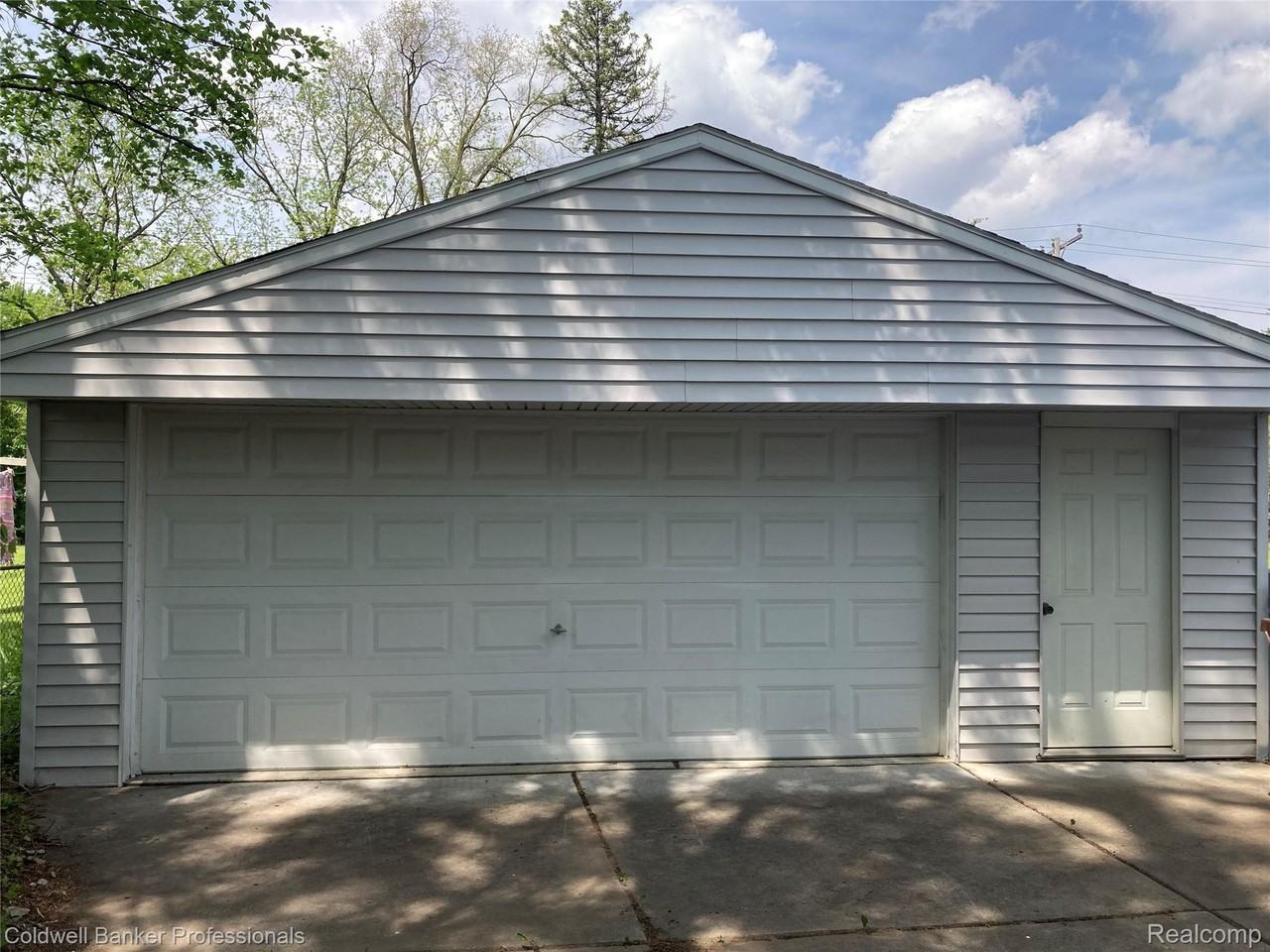 7101 Reber Dr - Photo 3 of 20