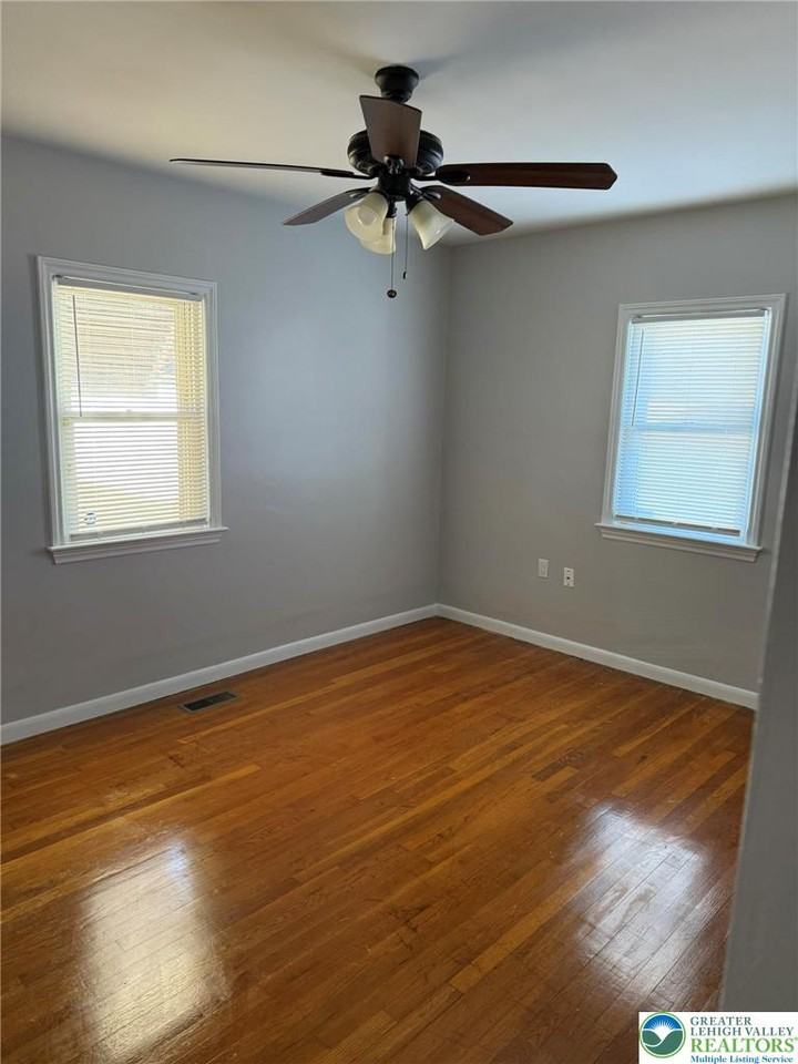 2229 Rodgers St - Photo 5 of 17