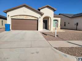 featured image of 440 Soleil Rd