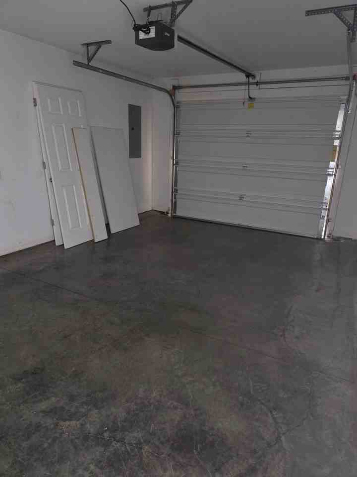 16 Micah Ct #1 - Photo 2 of 13