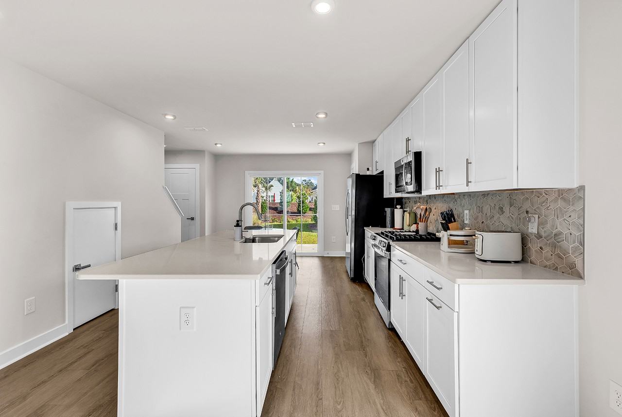 2504 Rowyn St #1 - Photo 5 of 10