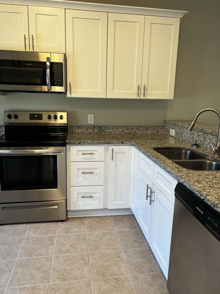 510 Holly Pines Dr #510 - Photo 4 of 14