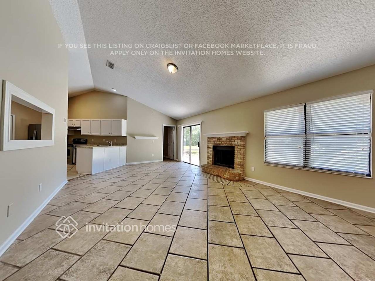 8182 Rocky Creek Dr - Photo 3 of 18