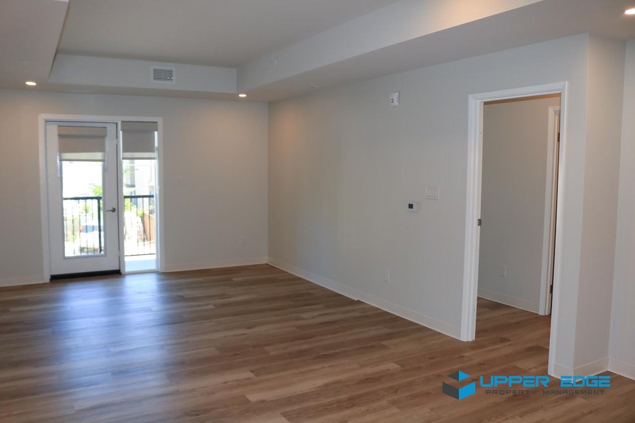 237 Edison Avenue #12 - Photo 4 of 15