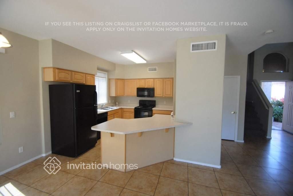 606 W Mcrae Dr - Photo 4 of 13