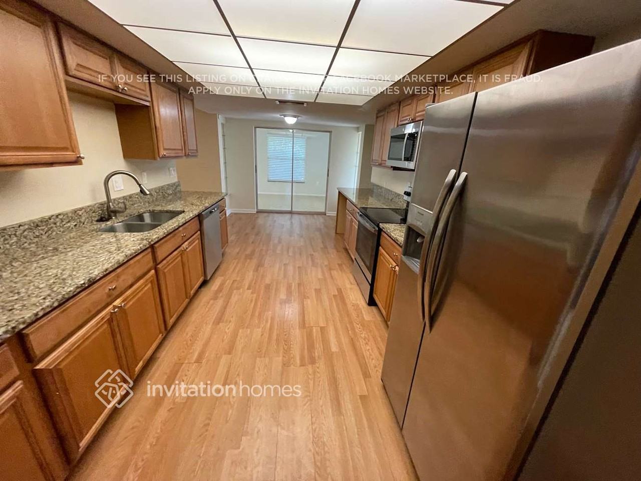 3729 Allenwood St - Photo 5 of 17
