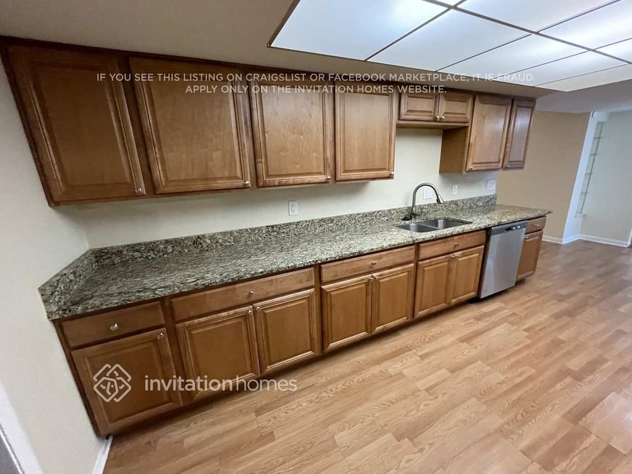 3729 Allenwood St - Photo 6 of 17