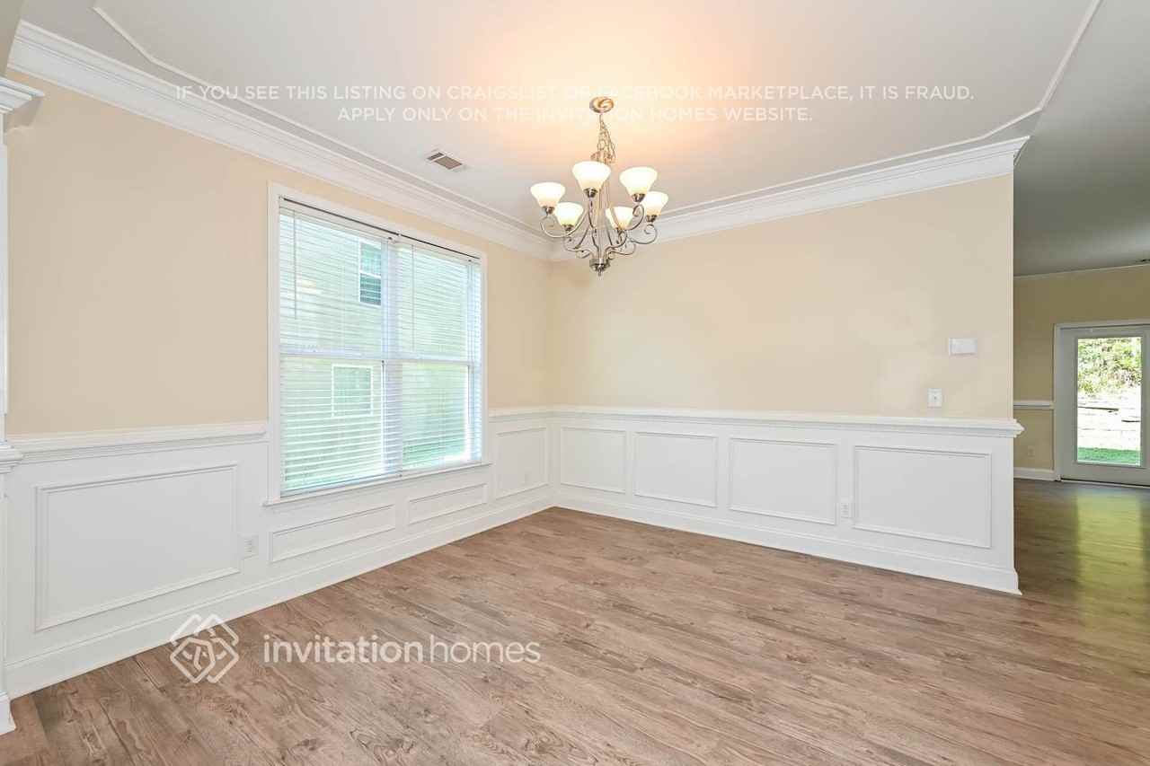 2116 Leafmore Ct - Photo 5 of 18
