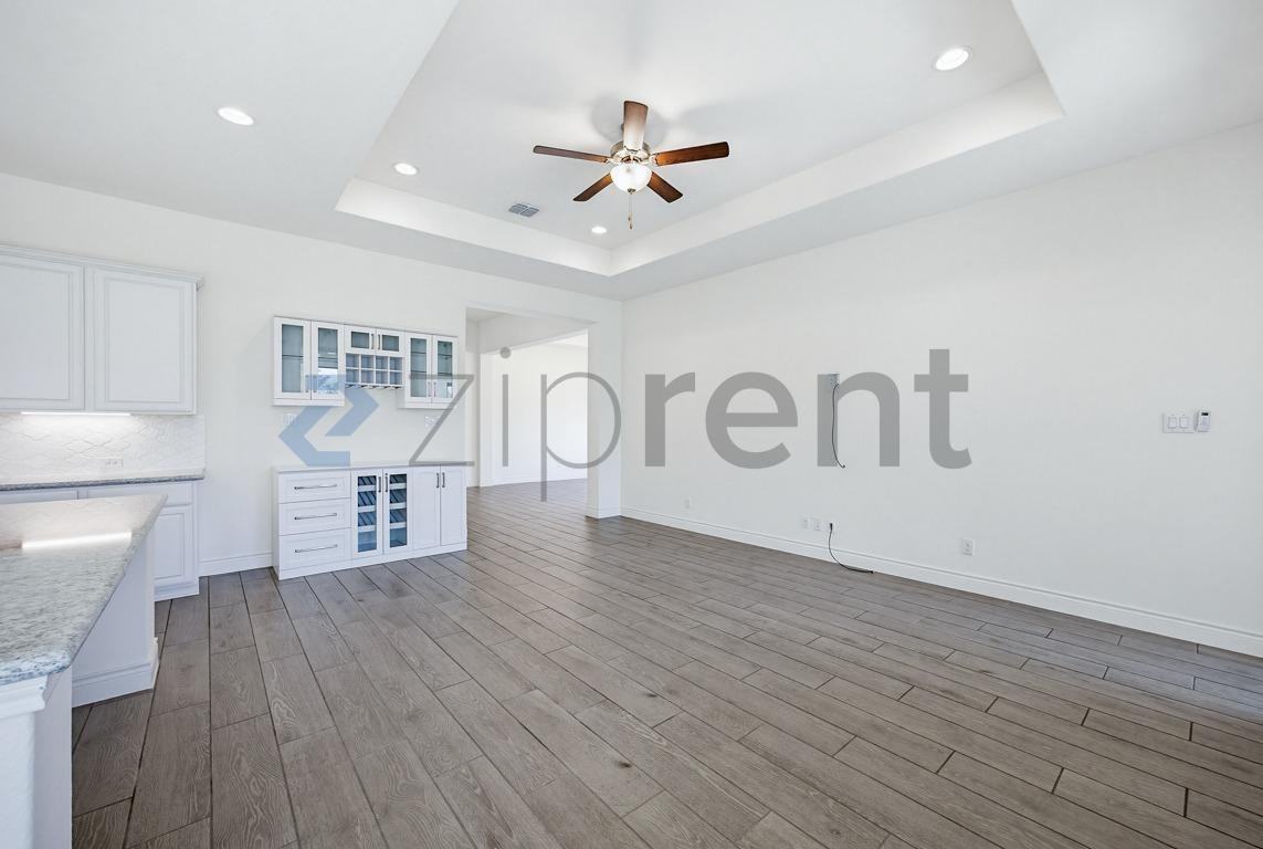 28414 Shailene Dr - Photo 7 of 43