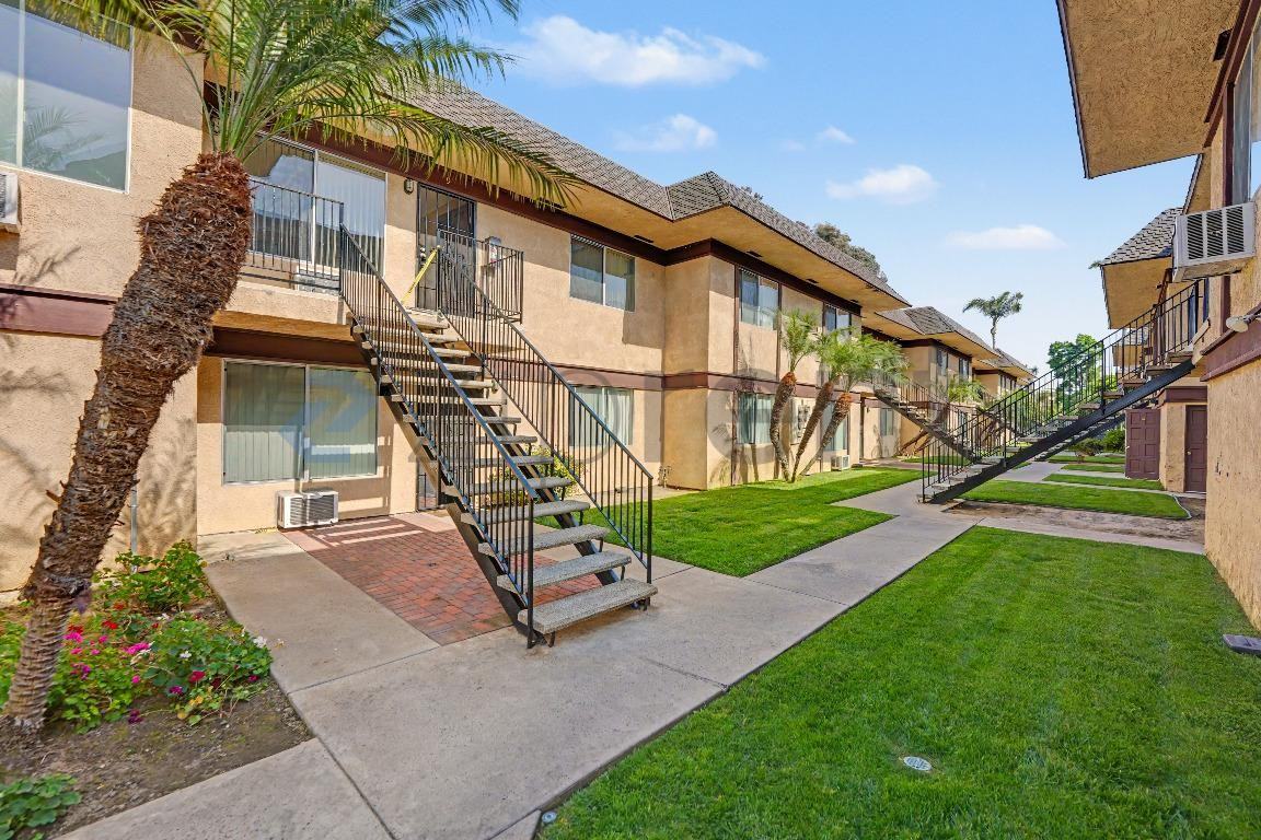 3523 W Savanna St #9 - Photo 4 of 16