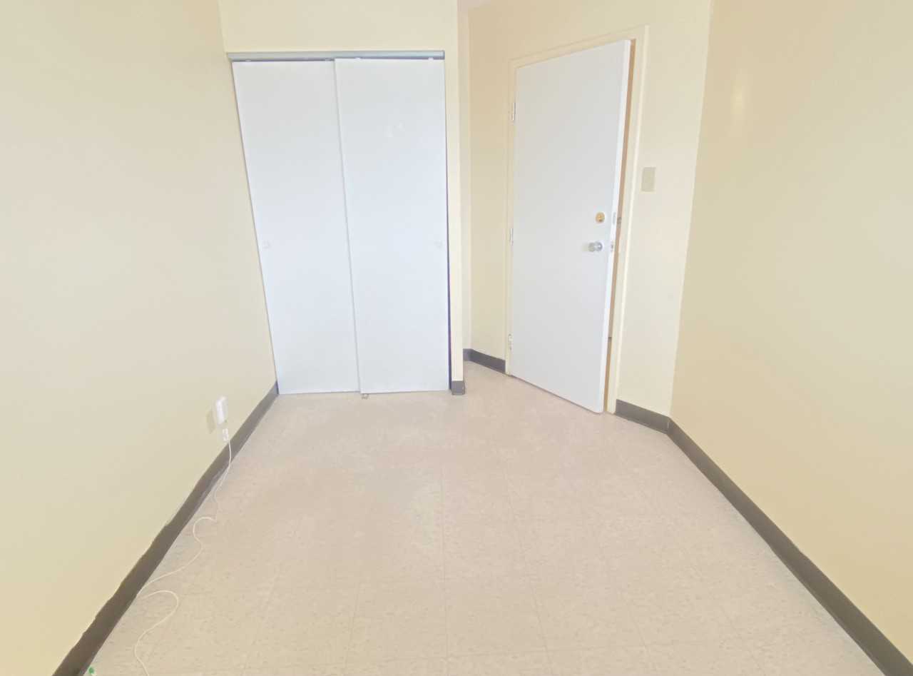401 Princess Street #1006 - Photo 5 of 13