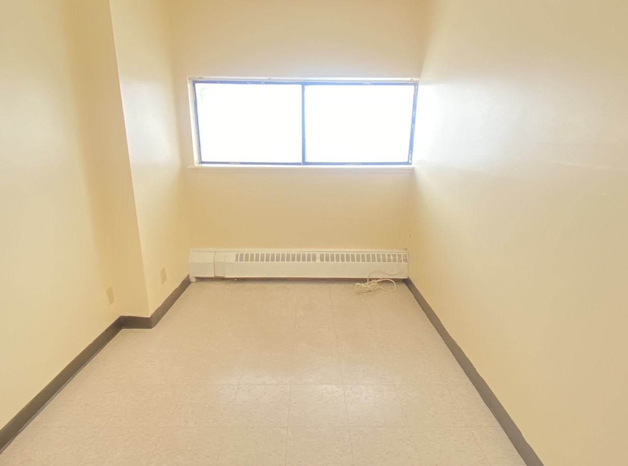 401 Princess Street #1006 - Photo 6 of 13