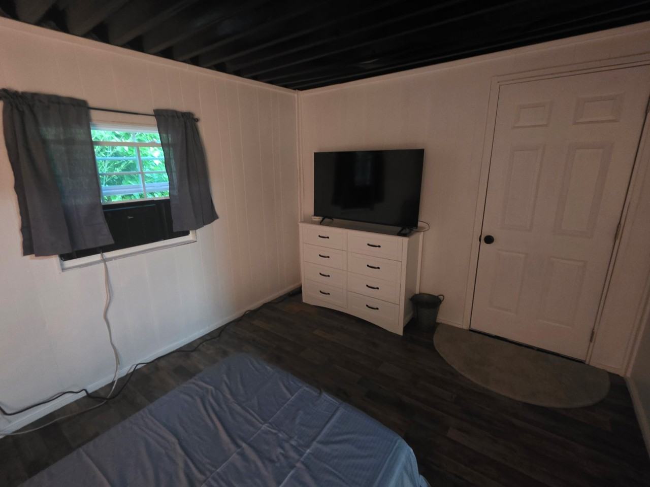 465 Randolph Avenue - Photo 4 of 5