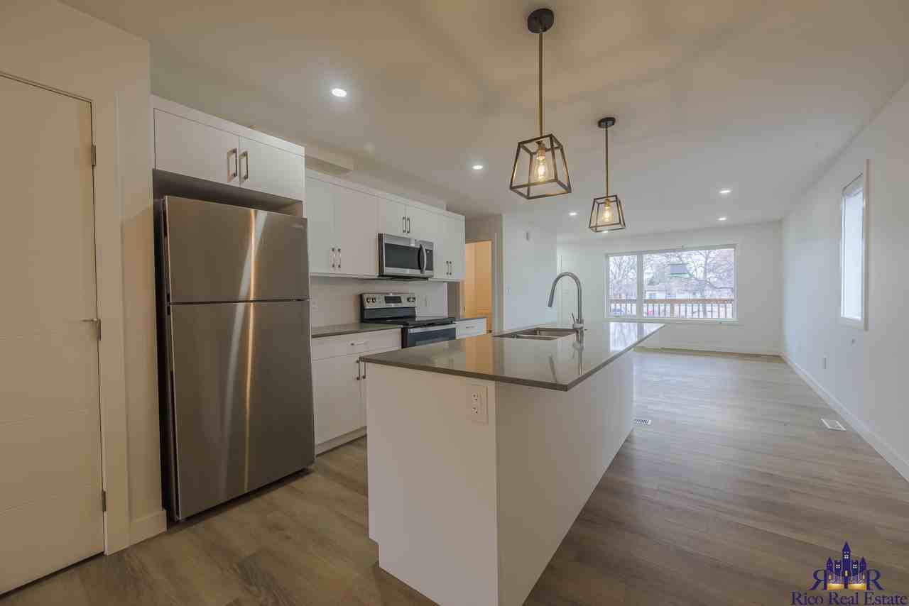 57 Fermor Ave - Photo 2 of 16