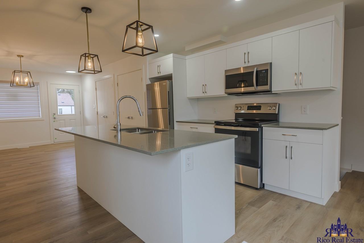 57 Fermor Ave - Photo 4 of 16
