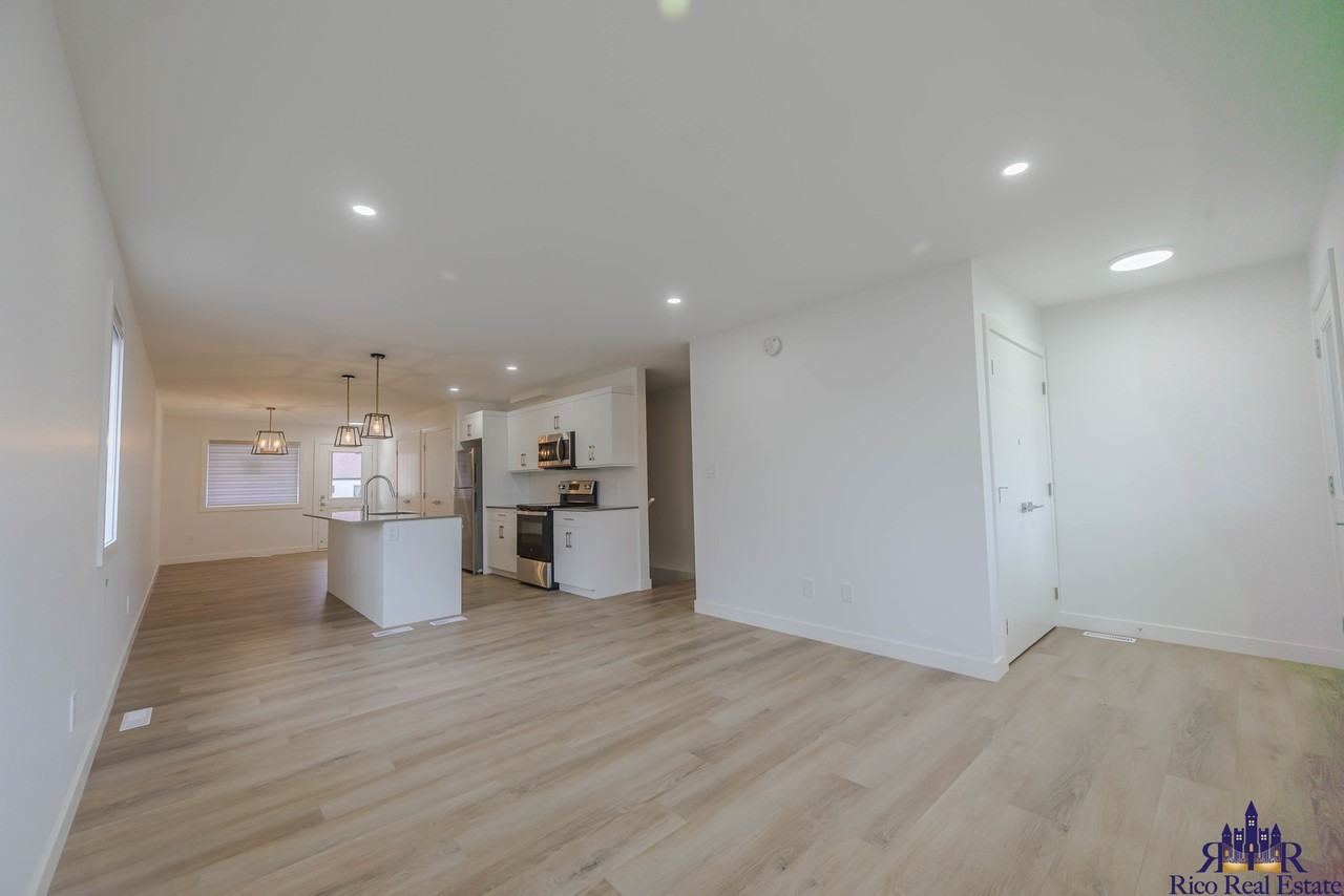 57 Fermor Ave - Photo 7 of 16