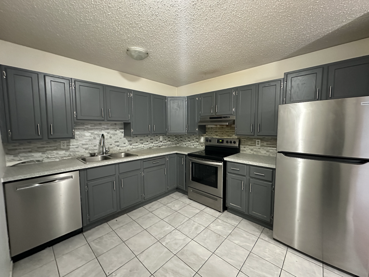 1660 St. Mary's Road - Photo 5 of 18