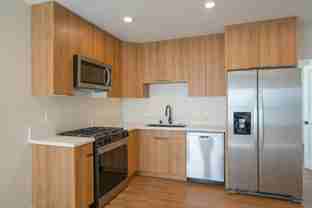 1038 S Westmoreland Ave #1 - Photo 1 of 1