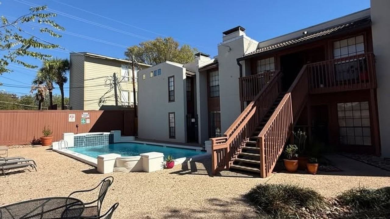 Adobe Apartments - Photo 5 of 32