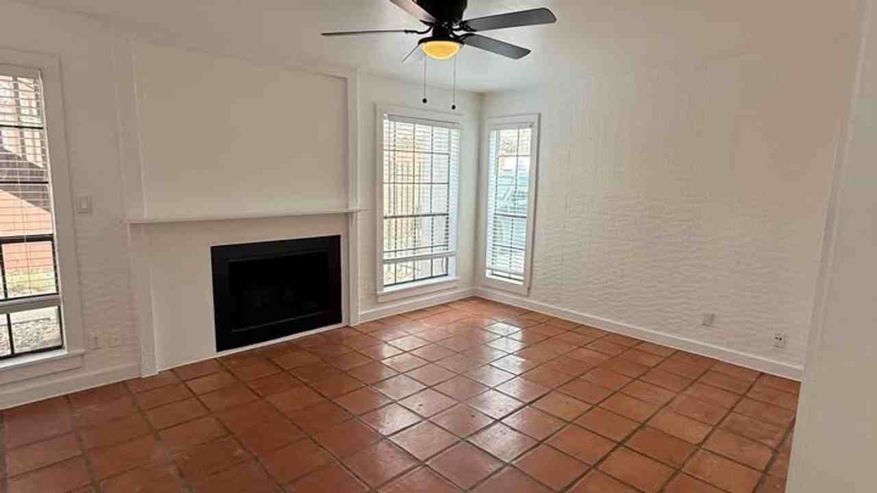 Adobe Apartments - Photo 7 of 32