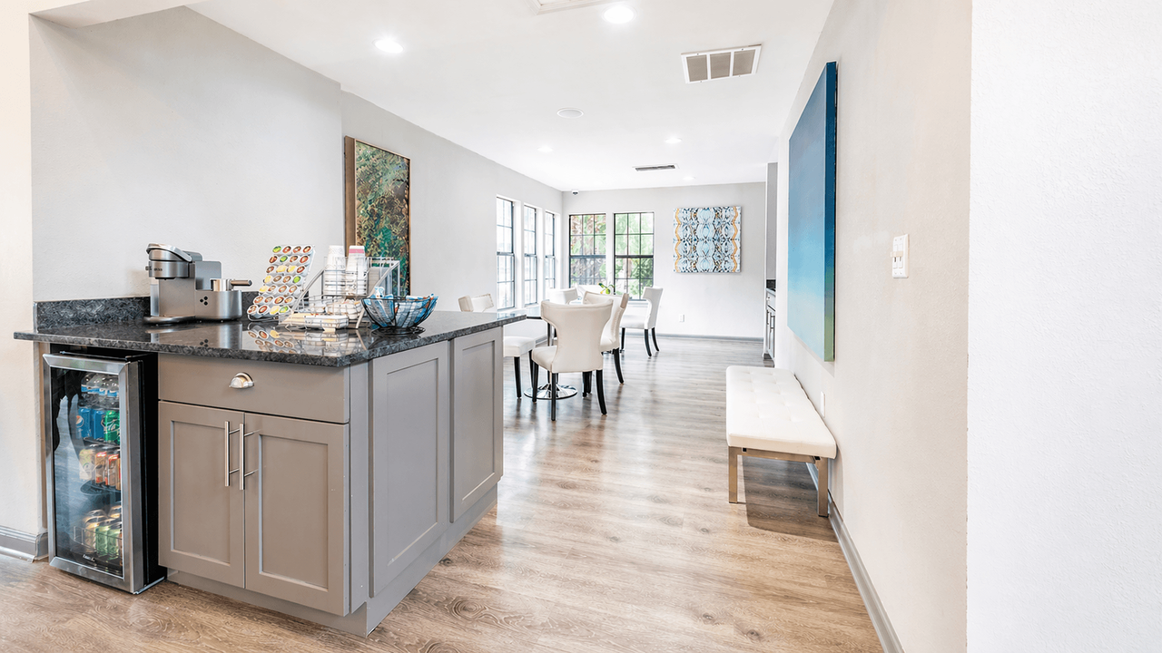 Eclipse Apartments - Photo 4 of 23