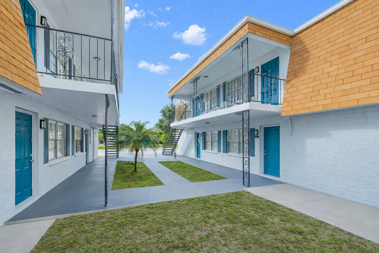 Uptown Villas 68 - Photo 3 of 24