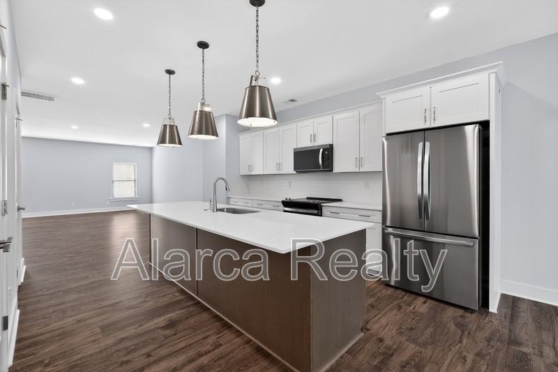 714 Falling Oak Aly - Photo 6 of 39