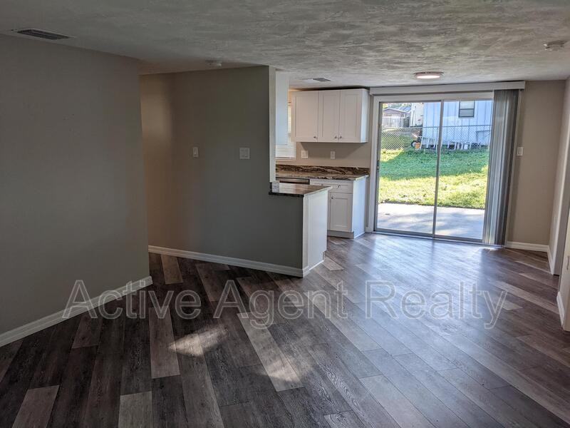 10 Daniel St - Photo 2 of 10