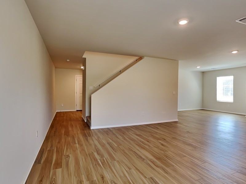 529 St Charles Pl - Photo 3 of 24