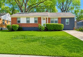 featured image of 3558 Hallbrook St