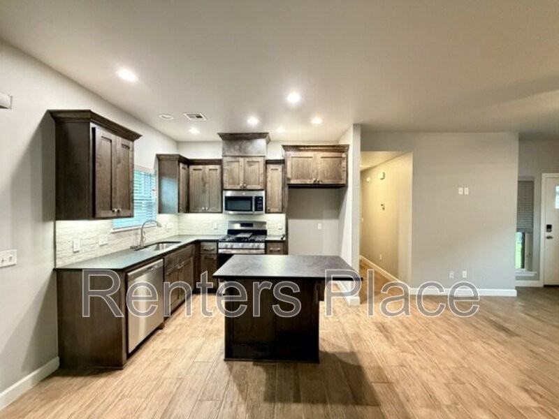 29035 Eaststreet South - Photo 5 of 15