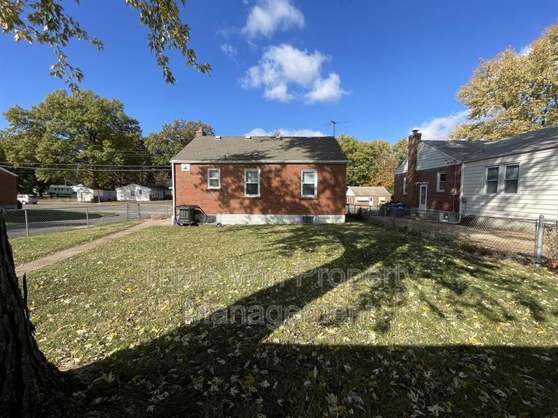 1004 N New Florissant Rd - Photo 6 of 6