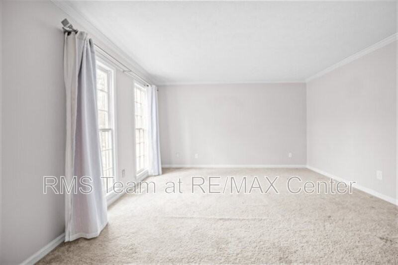 320 Saint Simons Cv - Photo 6 of 40