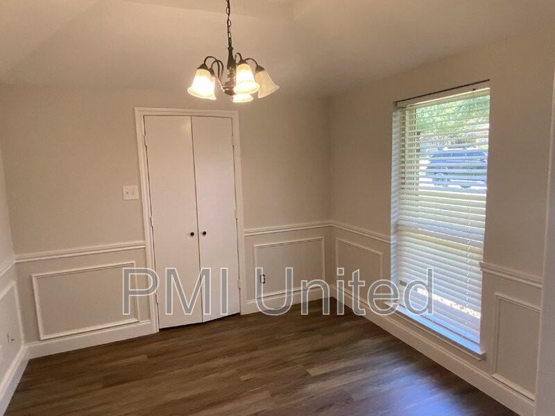 1902 Camellia St - Photo 4 of 22