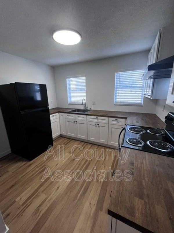 2267 Norman Dr #B - Photo 5 of 11