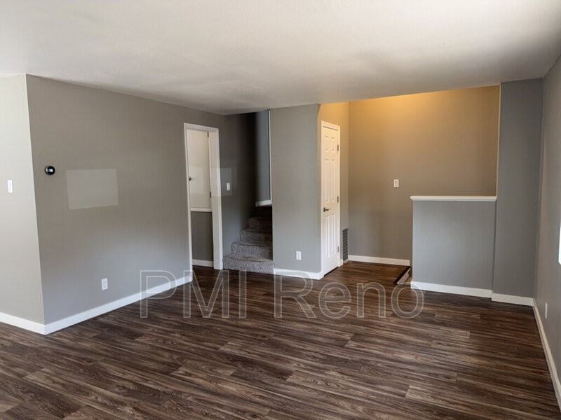 1405 Terrace Dr - Photo 4 of 20