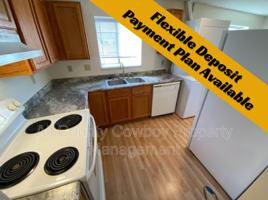 featured image of 704 Ferris Ct #2