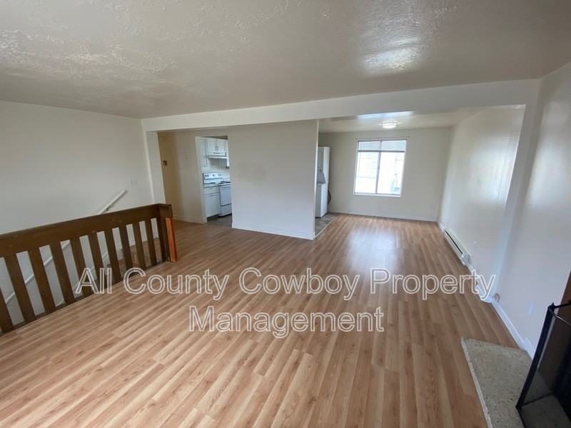 704 Ferris Ct #1 - Photo 5 of 8