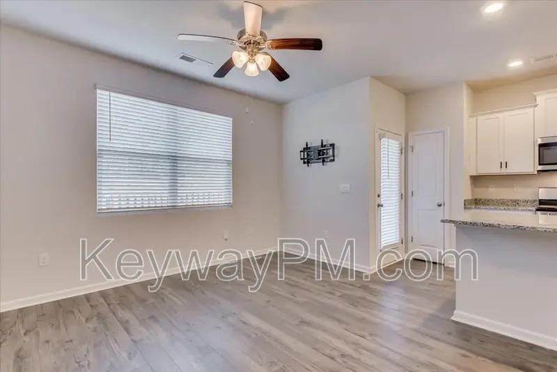 930 Quaint Parish Cir - Photo 6 of 26