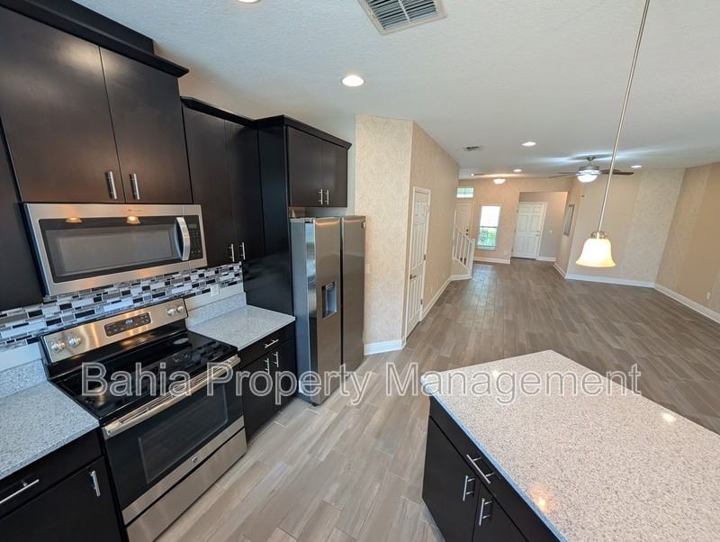 11451 Crowned Sparrow Ln - Photo 7 of 22