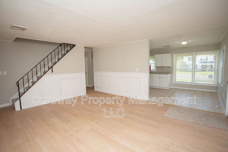 11 Sedgwick Ln - Photo 4 of 37