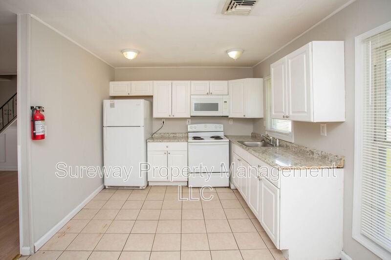 11 Sedgwick Ln - Photo 7 of 37
