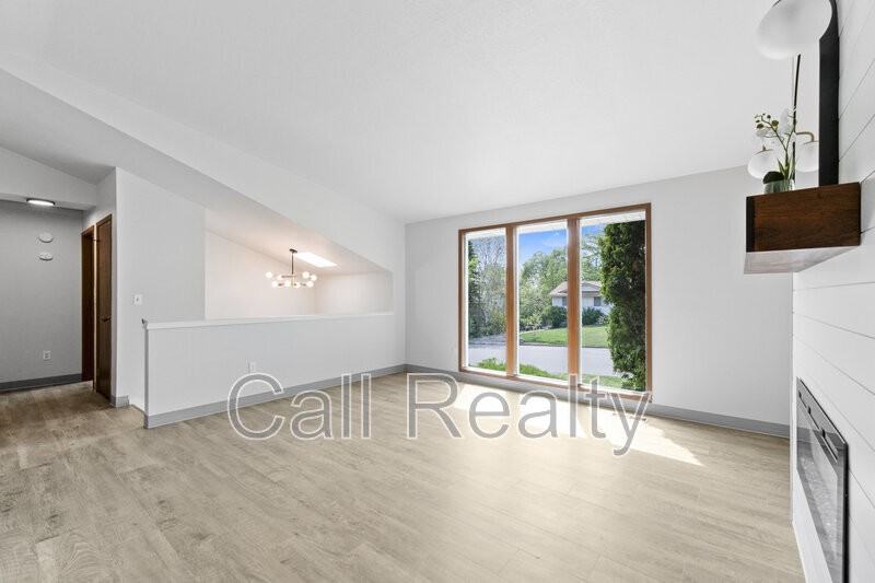 1306 N Van Marter Rd - Photo 4 of 13