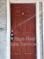 featured image of 4611 N Hubert Ave #3
