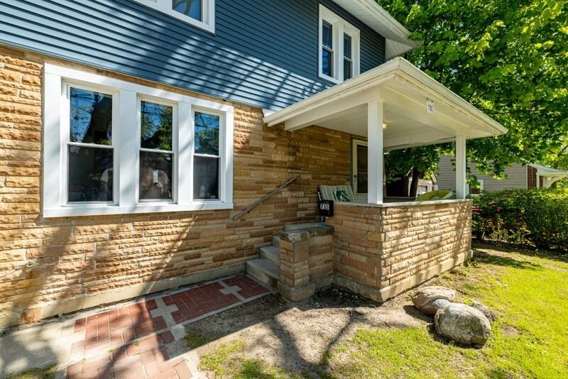 711 Granger Ave - Photo 2 of 25