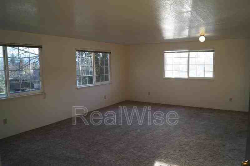2141 Neill Rd #B - Photo 4 of 21